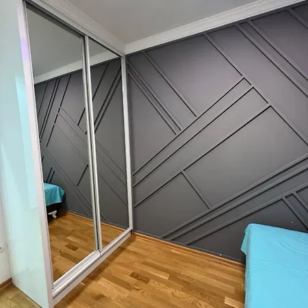 Deluxe Lukavica *